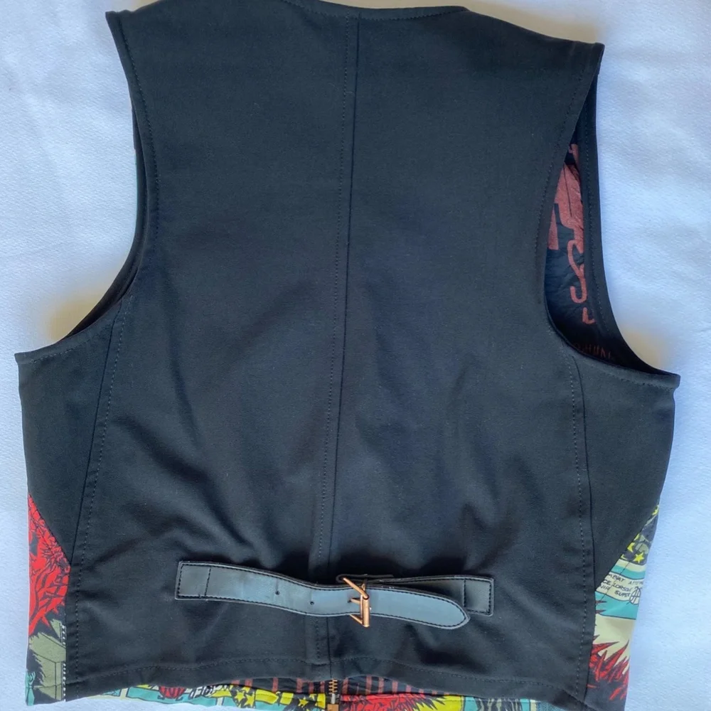 Vintage Jean Paul Gaultier Comic Print Vest RARE - Picture 3 of 9
